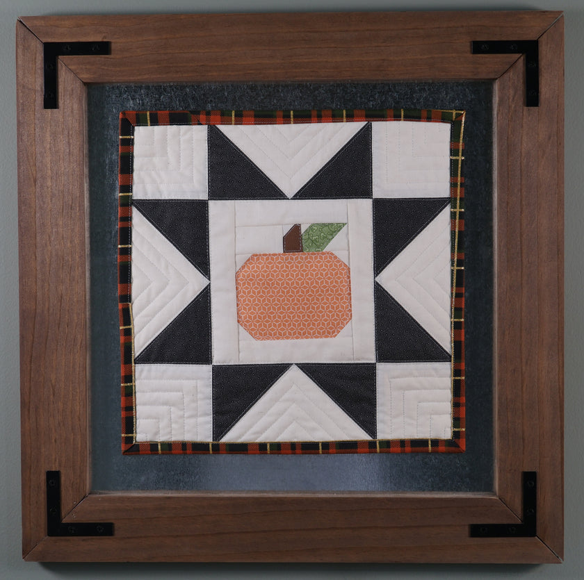 Harvest Star | Pumpkin Sawtooth Star Quilted Wall Hanging
